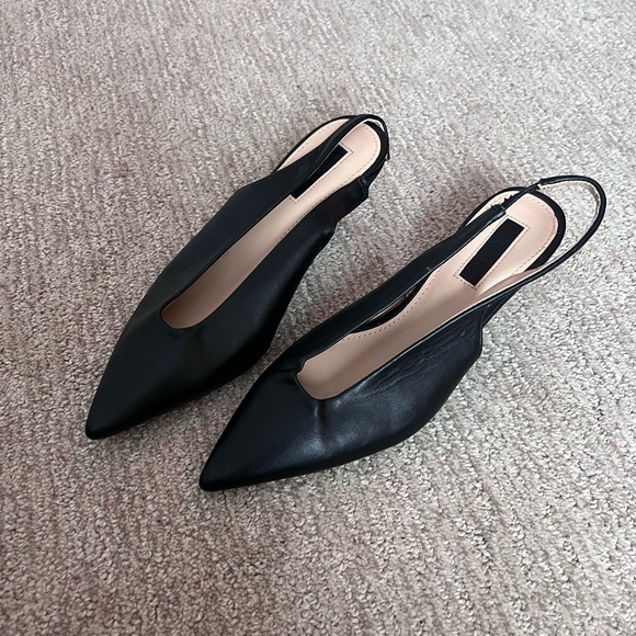 Kitten Heels - Picture 2 of 9